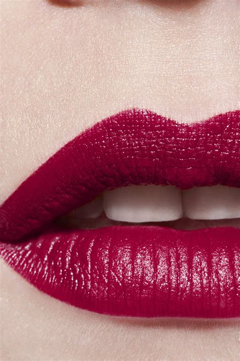 chanel rouge allure gloss distinction|Chanel Rouge Allure in pirate.